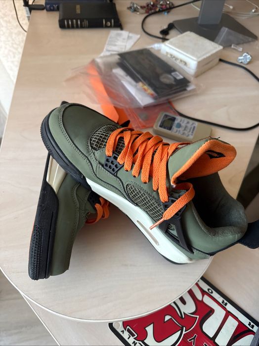 Кросівки retro 4 аіr jordan. Розмір 9.5 us