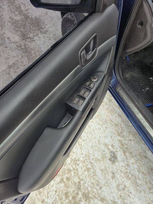 Hyundai Sonata NF (V) БЕЗ ТОРГУ 5100$