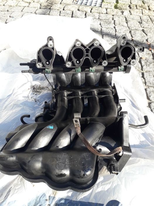 Coletor admissão Audi A3 1.6 Gasolina