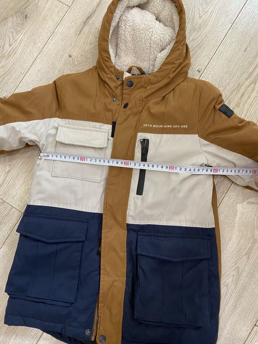 Зимняя куртка Reserved, 128 cм рост, Польша, состояние новой