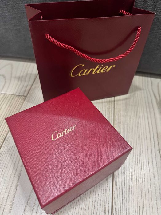 Набір Cartier: Коробка, Пакет та сертифікат Cartier