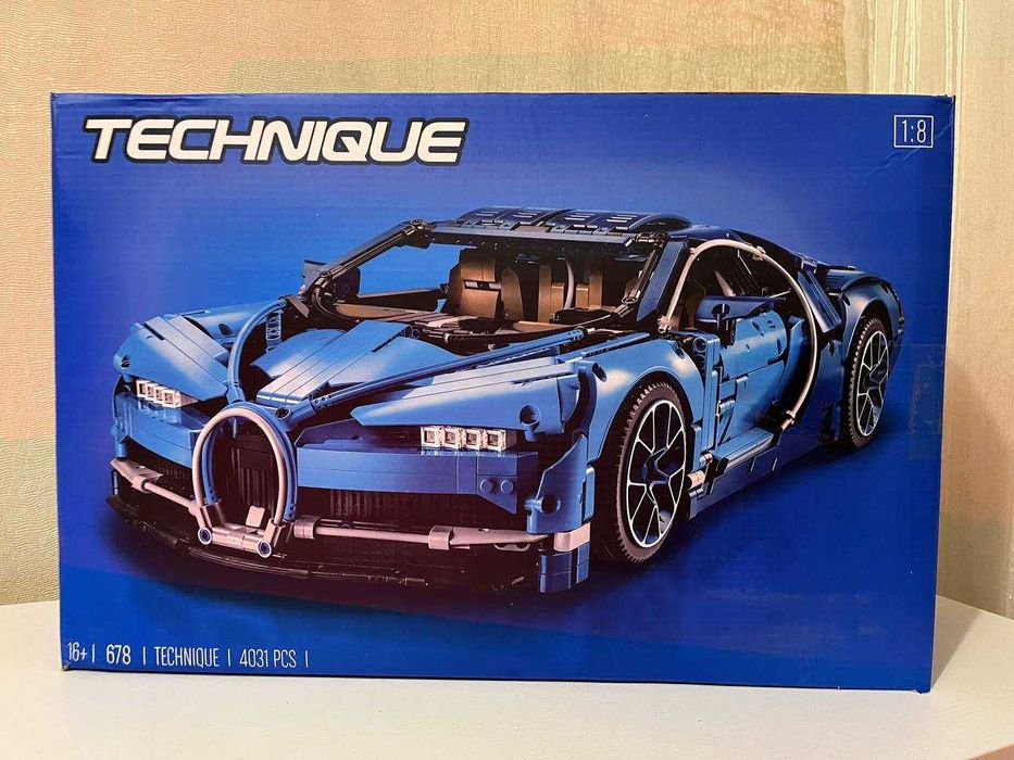 Конструктор LEGO Technic Bugatti Chiron (42083) — 4031 деталей