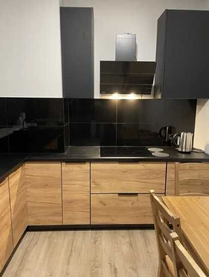 Великолепный Хостел в Киеве! Метро Левобережная Русановка! Недорого!