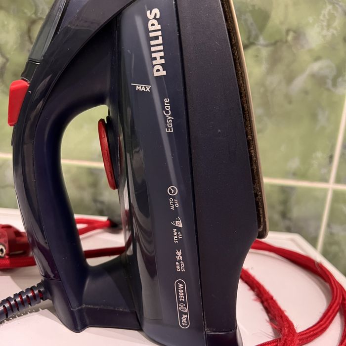 Праска PHILIPS Easycare 2400w