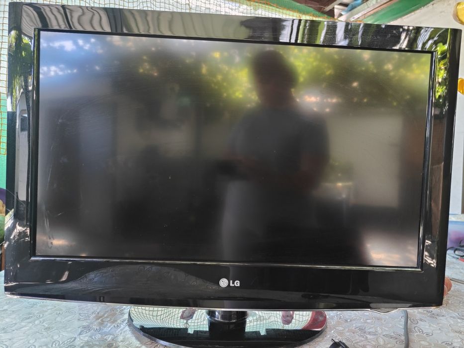 Телевізор lg, робочий 32 діагональ