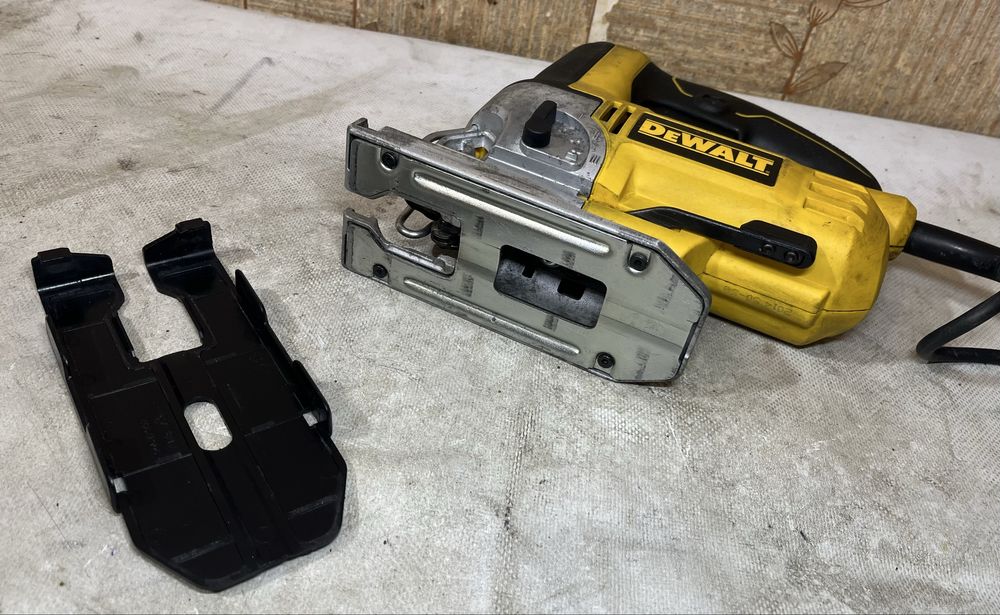 DeWALT DW349 Електролобзик 500Вт