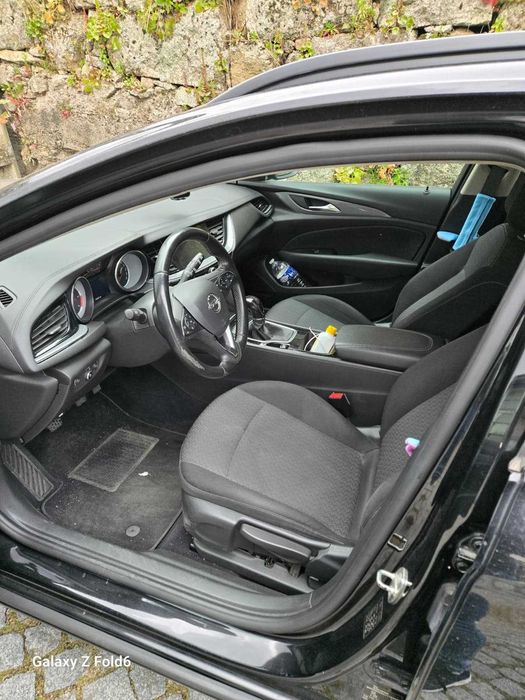 Carro Opel insignia 2018