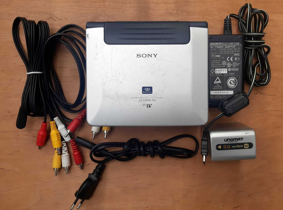 SONY GV-D1000E Video Walkman Sony MiniDV