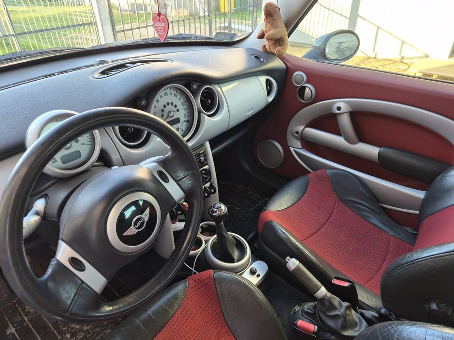Mini Cooper 1.6 benzyna 116km
