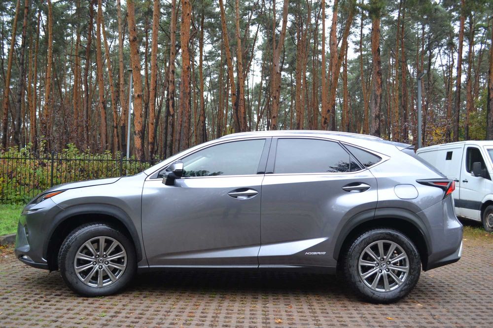 Lexus nx 300h 2018 Відмінний стан
