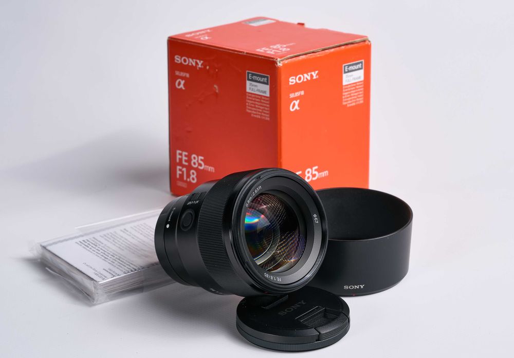 Об'єктив Sony FE 85mm F1.8 SEL85F18