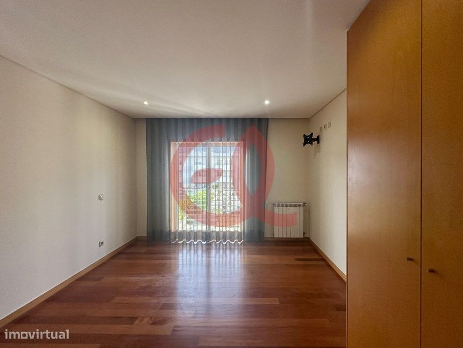 Apartamento T3 - Cova, Meadela