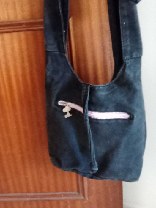 Mala de criança Snoopy em pano usada