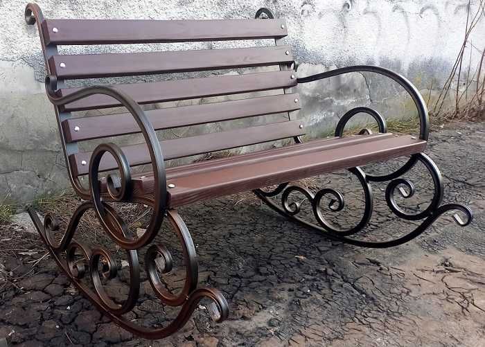 Лавка садова. Лавка для укриття. Лавка кована. Лавка кована.