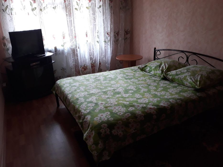 Подобова аренда квартири в самому центрі Львівська біля Михайлівської