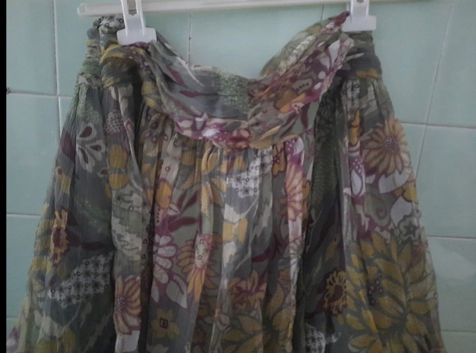 Saia comprida tamanho 42