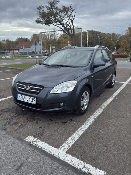 Kia Ceed 1.4 2008 + GAZ