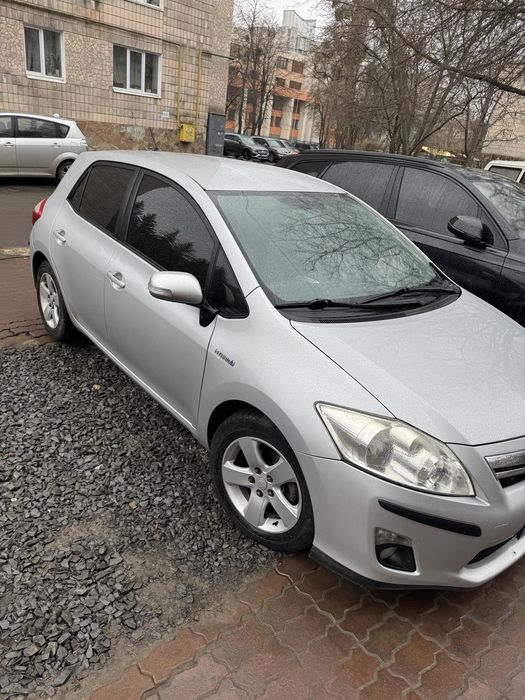 Toyota auris 2012