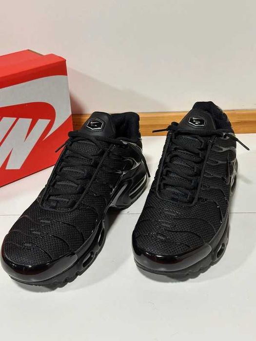 Nike Air Max TN Plus Black Rozmiar.42