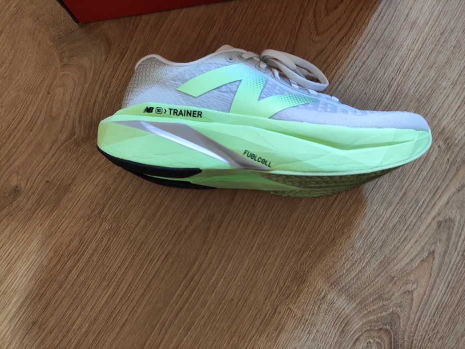 Tênis New Balance Run