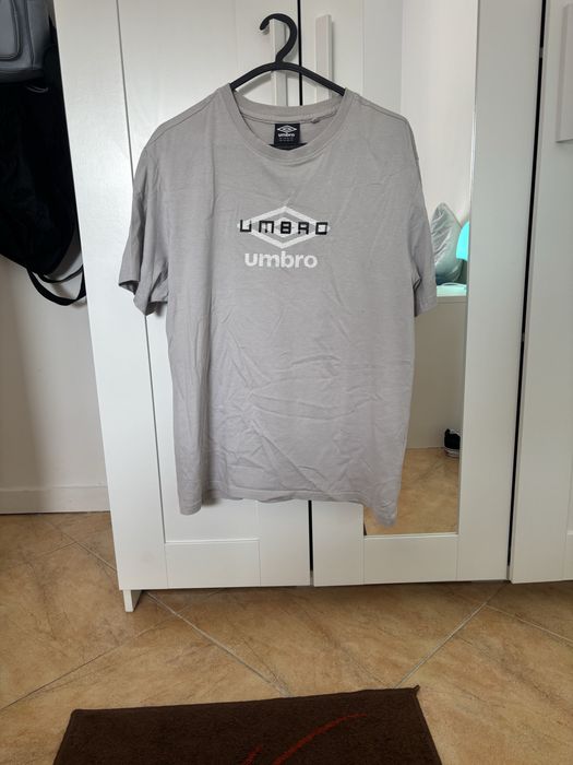 Tshirt da umbro cinzenta