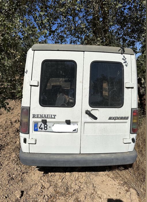 Renault Express 1.9D com documentos