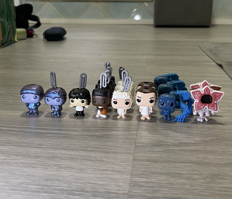 Stranger things kinder joy