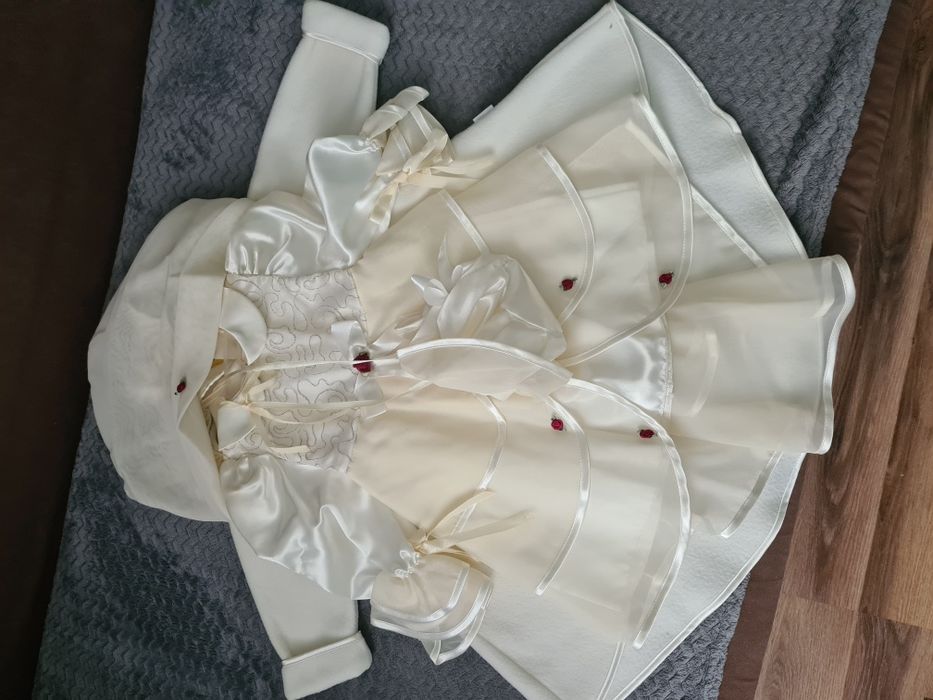 Sukieneczka na chrzest