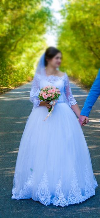Продам Весільну сукню в ідеальному стані