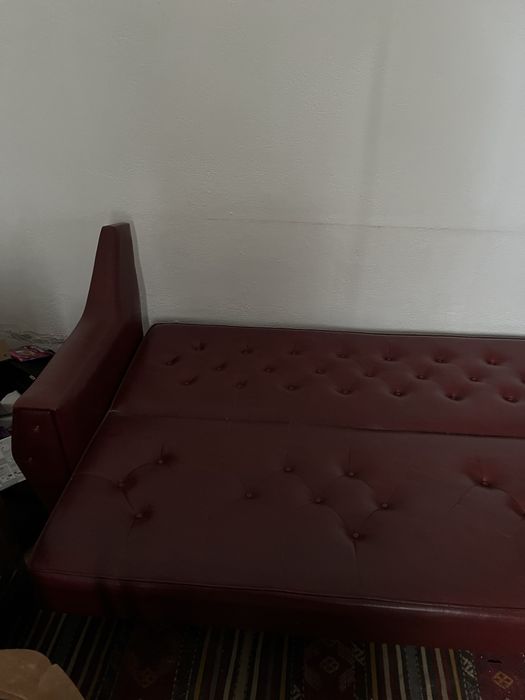Sofa-cama pele cor vinho