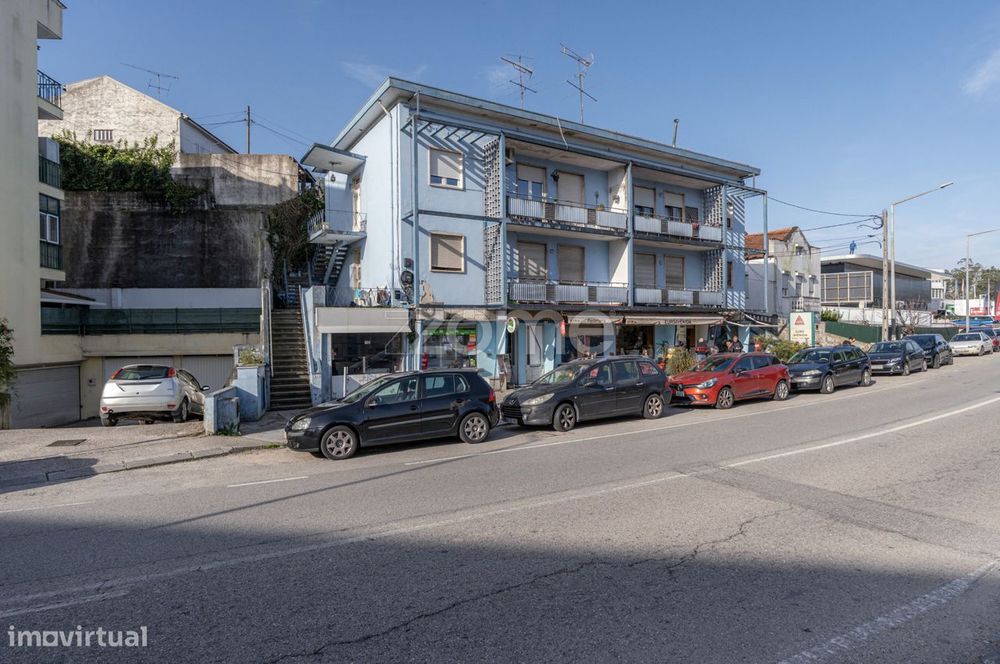 Loja na Pedrulha, Coimbra