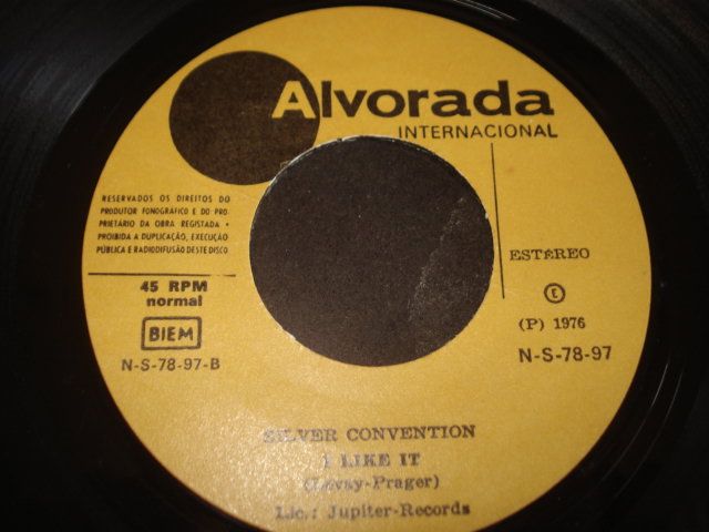 Silver Convention – Fly, Robin, Fly / I Like It - 197664286317876226123