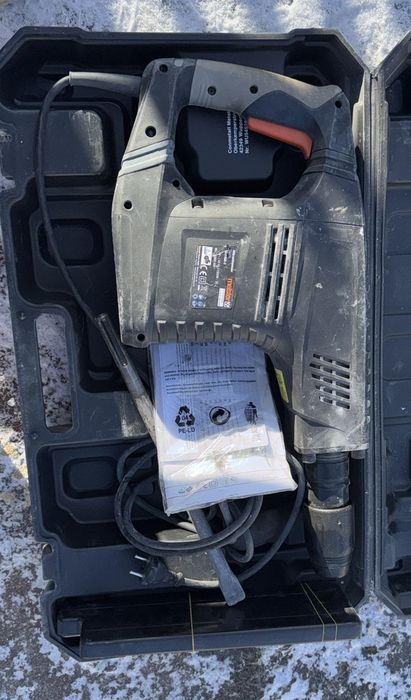 Młot wyburzeniowy Meister 1500W
