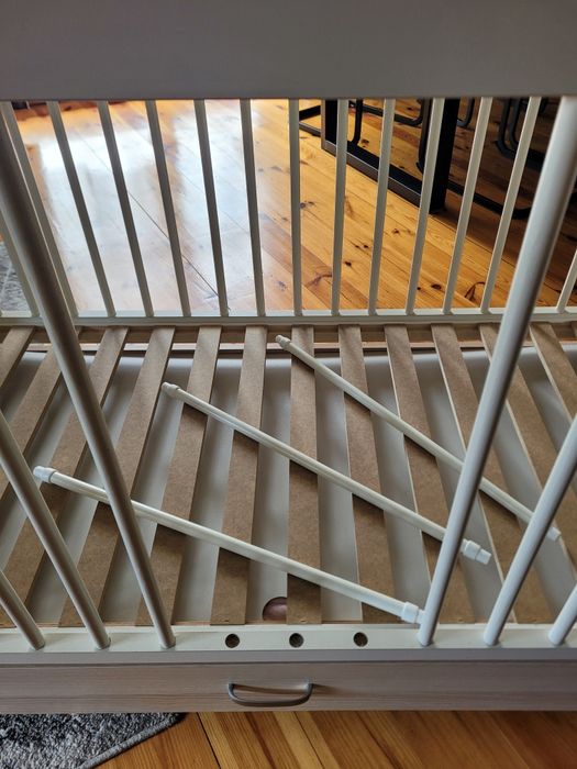 Łóżeczko dziecięce Klupś 120x60 z szufladą - motyw Safari Zajączek.