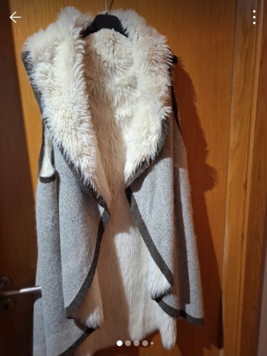 Colete reversível  marca Cristina Barros