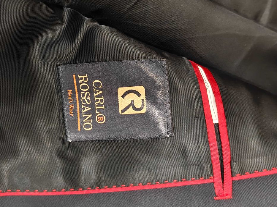Продам італійський костюм Carlo Rossano на випускний або весілля