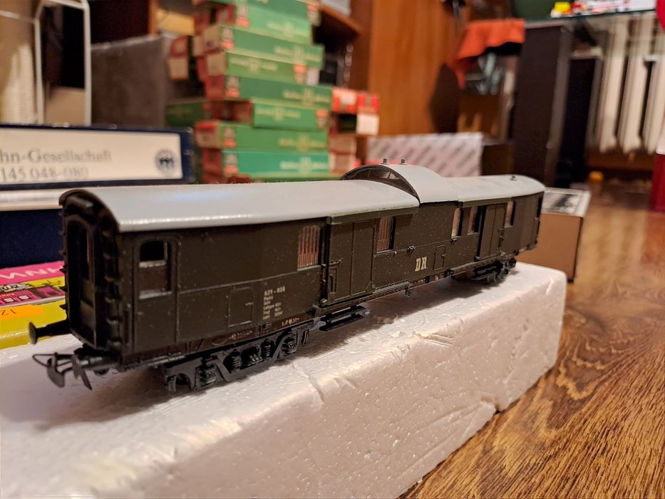 Wagon pocztowy H0
