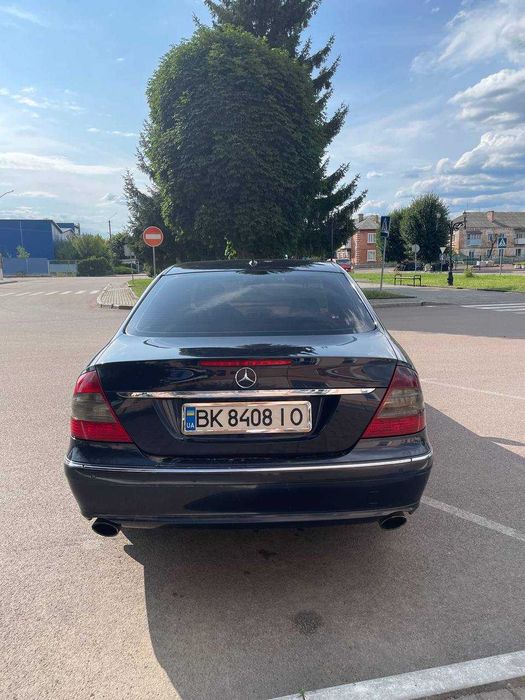 Продам MERCEDES-BENZ 211 Полний привід