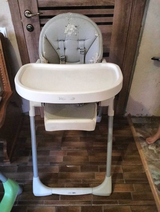 продам дитяче крісло для годування