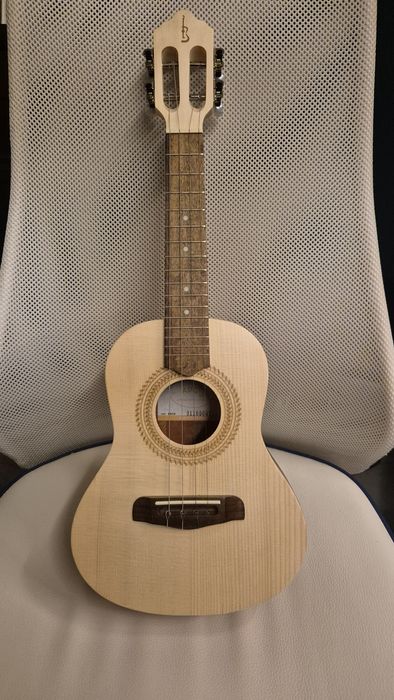 Cavaquinho Brasileiro APC BR110