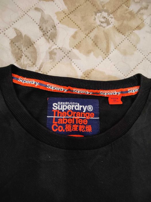 T-shirt Superdry tam. L em excelente estado