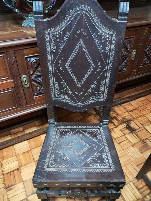 Móveis antigos..em bom estádo