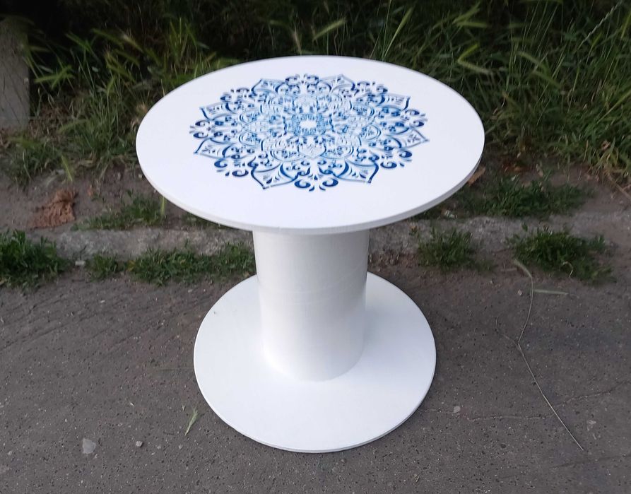 Oryginalny stolik ze szpuli drewnianej mandala śr.40 wys.39,5cm RĘKODZIEŁO
