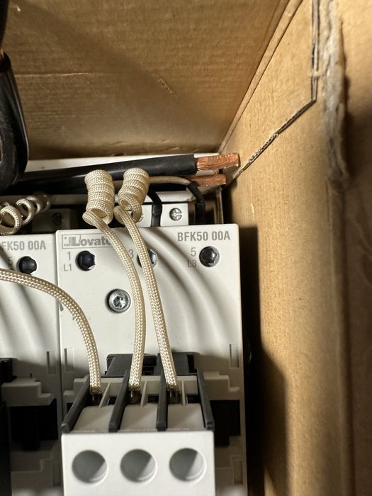 Styczniki do baterii kondensatorow BFK