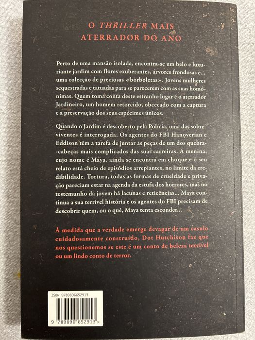 Livros varios vendido por umidade