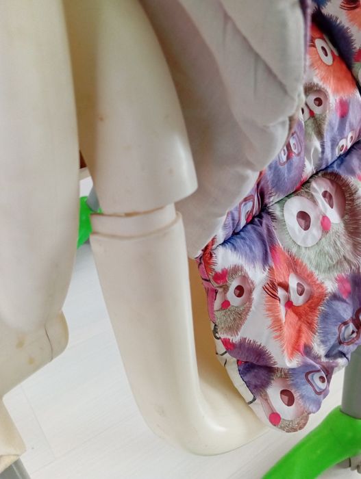 Стільчик для годування