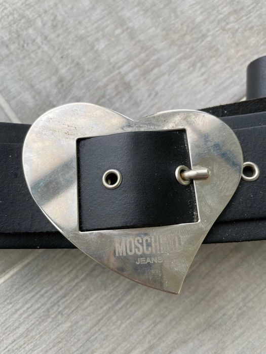 женский пояс кожа оригинал Италия Moschino jeans  сердечко сердце