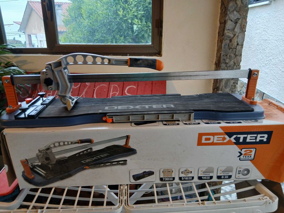 Vendo maquina de corte de azulejos DEXTER
