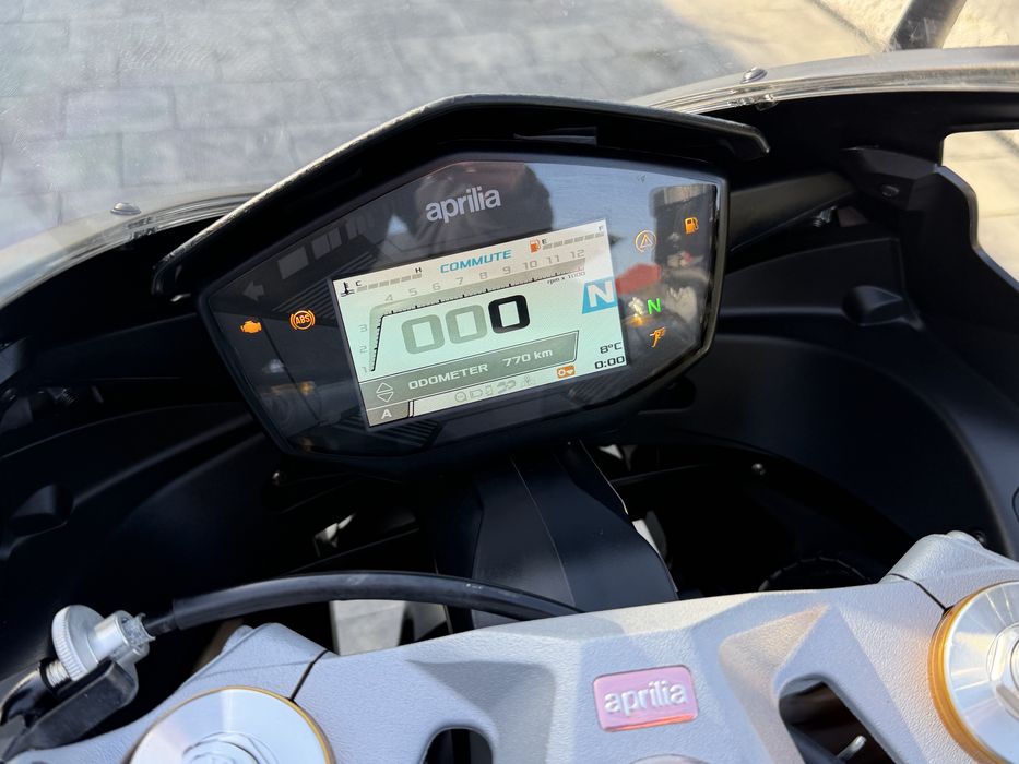 Aprilia rs 660 2024