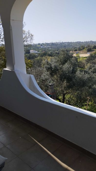 Quarto para arrendamento anual